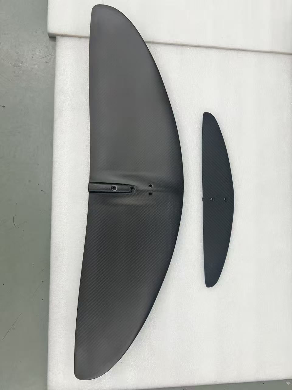 مجموعة هيدروفويل من ألياف الكر - مراجعة Efoil Board Foil Wing Carbon وسعره